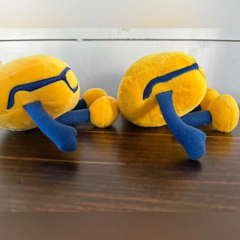 Culver’s GOLDIE and CURDIS small plush cheese curds promotional plush set of 2